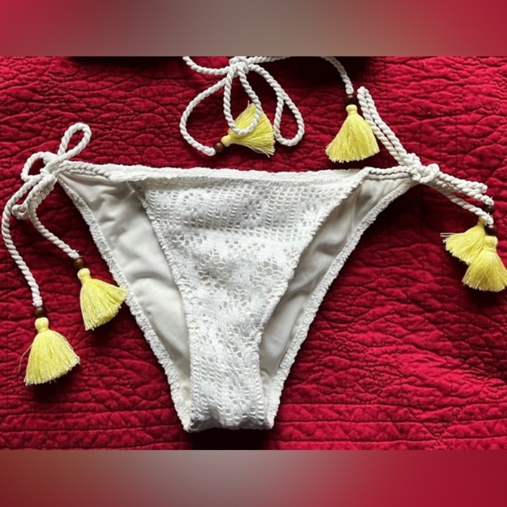 Victorias Secret Tassle Crochet Bikini Bottom S
